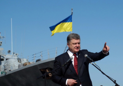 Порошенко: Ми не дозволимо Росії мілітаризувати Чорне море
