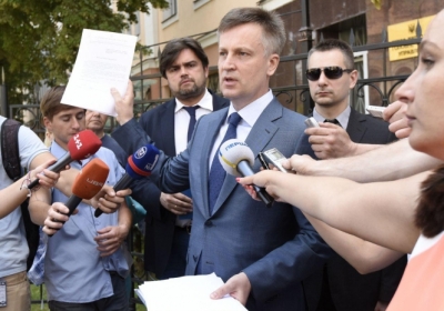 Наливайченко передал в АП 300 томов заявлений пострадавших от действий оффшорников