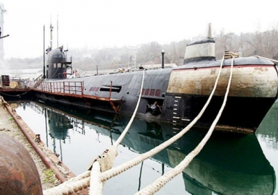 Український підводний човен у Криму хочуть продати за борги