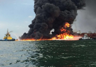 У Мексиканській затоці під водою горів нафтовий трубопровід, пожежу вдалося загасити