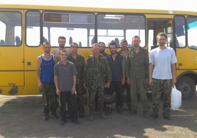 На Луганщині з полону звільнили ще 9 українських бійців 