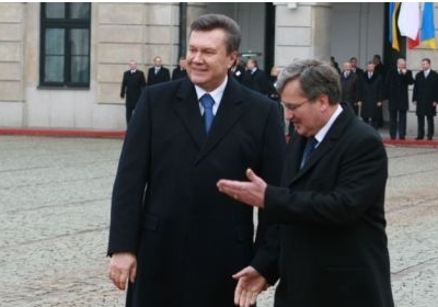 Коморовський і Янукович вшанують пам'ять жертв Волинської трагедії