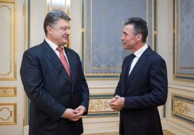 Порошенко і Расмуссен обговорили пріоритетні напрямки для України