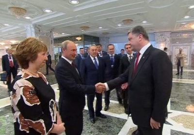 Порошенко та Путін домовились про постійне припинення вогню