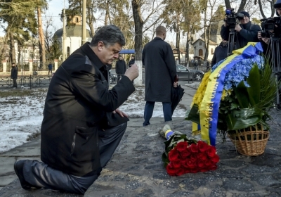Порошенко присвоїв звання Герой України п’ятьом активістам Євромайдану посмертно