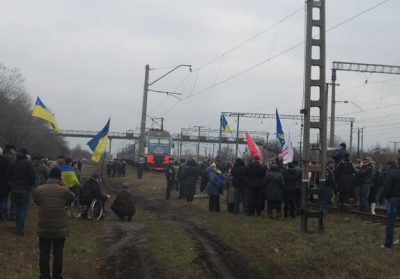 Против Майдана поставят 1,5 тыс. десантников, 400 морпехов и спецназовцев, - журналист