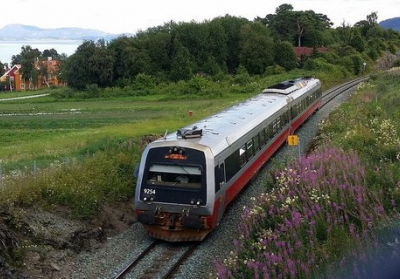 Норвегія збирається передати Україні 12 дизель-поїздів 