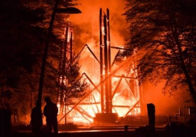Лесные пожары в Канаде: тысячи людей эвакуированы