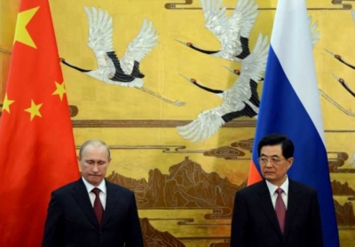 Як саме ліберальним демократіям мати справу з Китаєм і Росією?