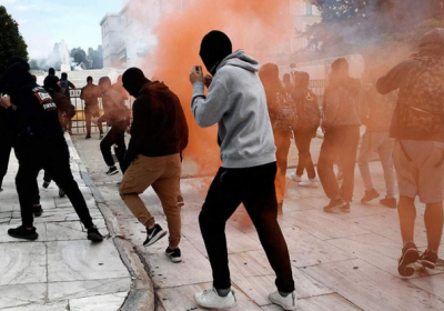 В Греции на антиправительственной акции школьников произошли беспорядки