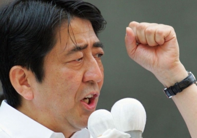 Прем'єр Японії не поїде в Москву на 9 травня