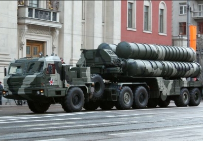 Россия продала Китаю шесть дивизионов зенитно-ракетной системы С-400