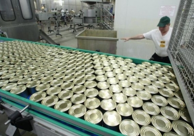 Прикордонники купили консерв і риби на 10 мільйонів у кримського заводу