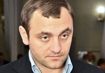 Организатор титушок Саркисян заявил, что находится в России и во Франции его не задерживали
