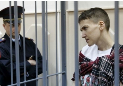 Надію Савченко кидає в жар, але кров розрідилася, - адвокат