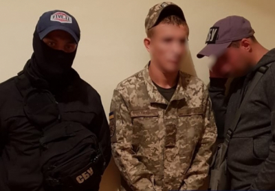 У Києві військових затримали за збут наркотиків