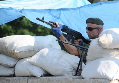 Поблизу Станиці-Луганської активізувалися снайперські групи противника, - РНБО