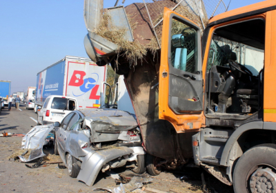 У масштабній ДТП у Сербії зіткнулися понад 30 авто
