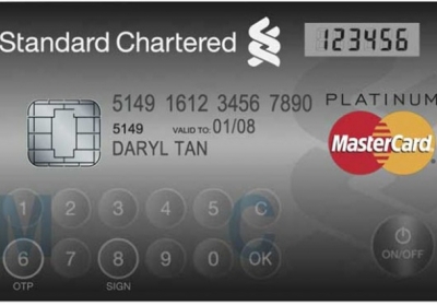 MasterCard презентував кредитку з дисплеєм та клавіатурою