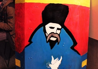 Мистецтво на барикадах: арт-шоломи та художні щити Майдану 