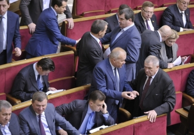 Ще п'ятеро народних депутатів заявили про свій вихід з Партії регіонів
