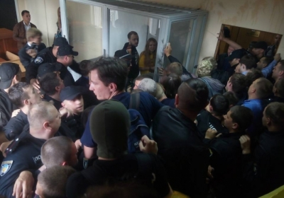 Поліція побила активістів на суді Заверухи. Підсудних з 