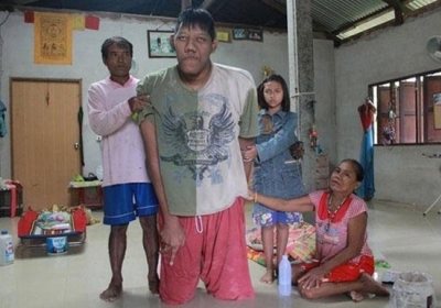 У Таїланді померла найвища людина у світі