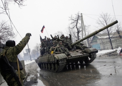 Терористи перекинули з Росії близько 60 одиниць танків і бронемашин, - штаб АТО