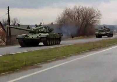 Танк бойовиків ДНР розчавив автомобіль у Шахтарську: загинули 2 осіб