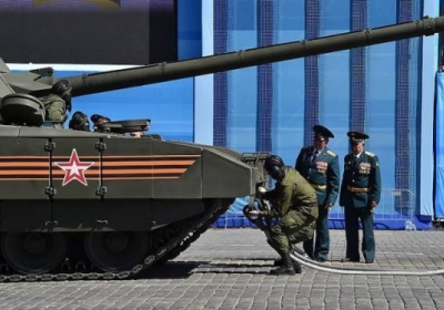 Російський танк нового покоління зламався під час генеральної репетиції параду Перемоги в Москві