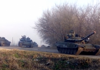 Колонны военной техники следующих из России в Украину через захваченные пункты пропуска