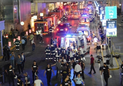 Кількість загиблих під час вибухів в аеропорті Стамбула зросла до 36 осіб