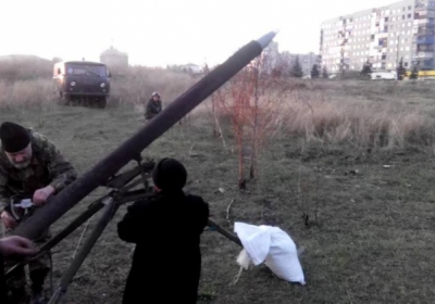 Терористи продовжують обстрілювати околиці Донецького аеропорту і Маріуполя з важкої артилерії, - ОБСЄ