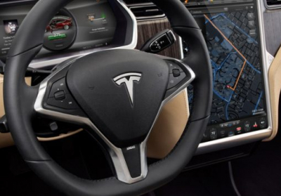 Tesla відкликає майже 300 тисяч автомобілів у Китаї