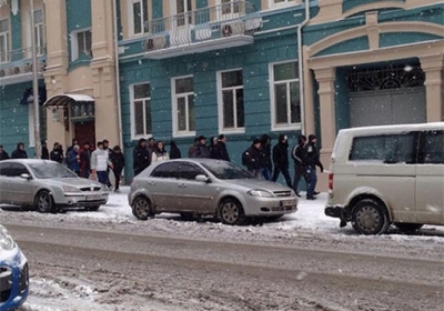 Милиция уверяет, что никто не блокирует посольство ЕС в Киеве 