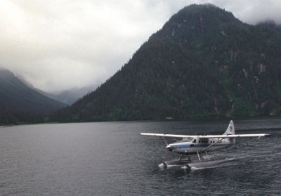 Вследствие авиакатастрофы на Аляске погибли девять человек