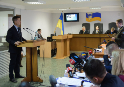Янукович - держзрадник. Він здавав Україну з першого дня перебування на посаді президента, - Наливайченко