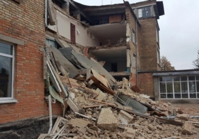 На Київщині в будівлі школи обвалилася стіна, - ОНОВЛЕНО