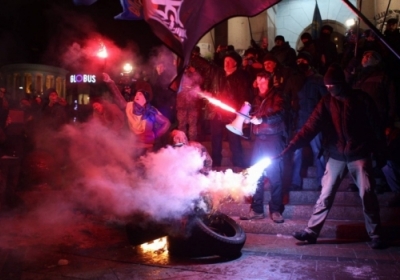 На Майдані сталася бійка між силовиками і учасниками віче, - онлайн-трансляція