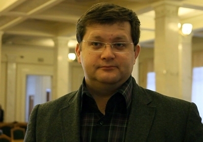 Зеленский отобрал дипломатические паспорта и ранги посла в Арьева, Герасимова и Логвинского