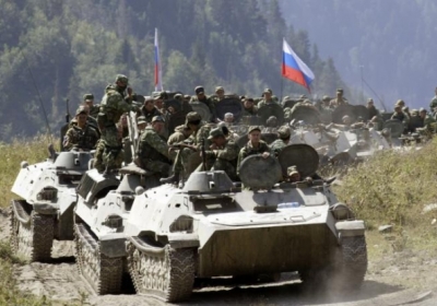 НАТО фіксує наближення регулярних російських військ до кордону з Україною