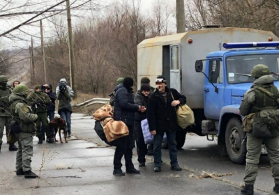Из Луганска в украинские тюрьмы вывезли 42 заключенных