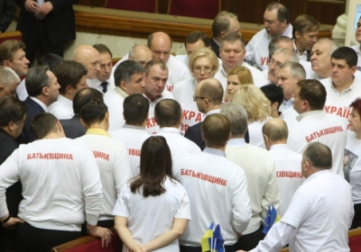 Оппозиция не будет голосовать за закон Мирошниченко об освобождении политзаключенных
