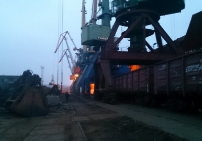 Два судна з вугіллям із ПАР прибудуть в Україну у грудні