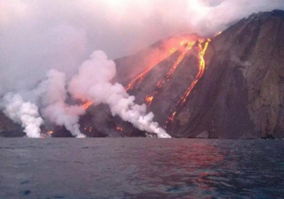 Виверження вулкану поблизу Сицилії: загинув турист, відбулась евакуація, - ФОТО ВІДЕО
