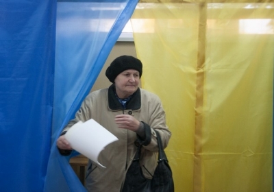 В Украине проходят промежуточные выборы в парламент