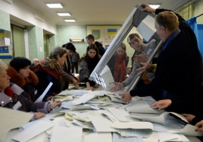 На Винниччине выдвиженцы Блока Порошенко побеждают на пяти округах из восьми