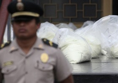 Поліція Португалії та Іспанії вилучила сотні кілограмів кокаїну, захованого в ананасах