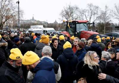 У Парижі фермери заблокували вулиці на знак протесту проти торговельної угоди з країнами Південної Америки