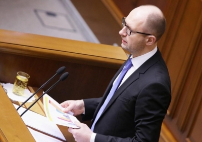 Яценюк пропонує Кремлю зробити українську другою державною
